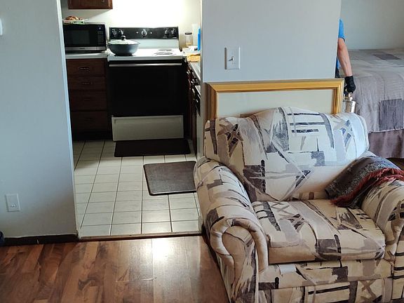 5th image of 245 E Court Of Shorewood