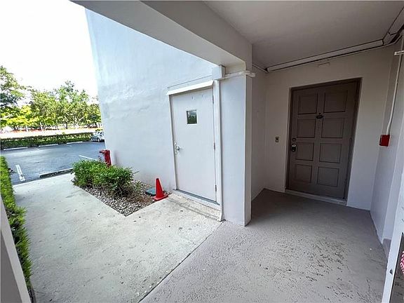 3rd image of 3300 N Palm Aire Dr APT 110