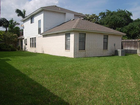 2nd image of 204 Sandpiper Dr