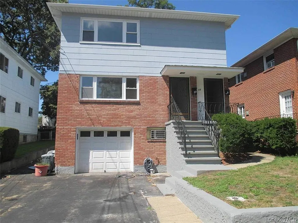 11 Juniper Rd