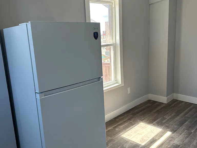 35 S Florida Ave #3 — Photo 4