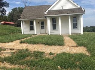 100 Home St, De Kalb, MO 64440