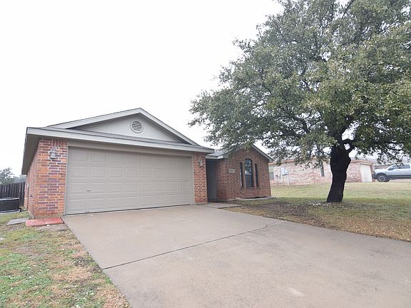 2nd image of 1304 Marlee Cir