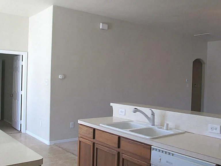 7905 Diamond Oak Dr — Photo 7