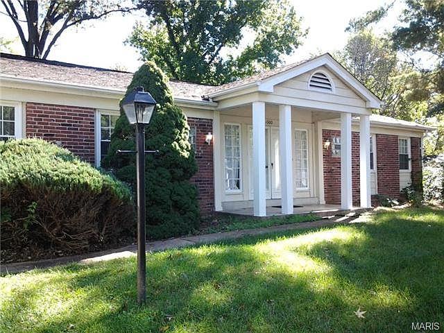 1st image of 1600 Bookbinder Dr