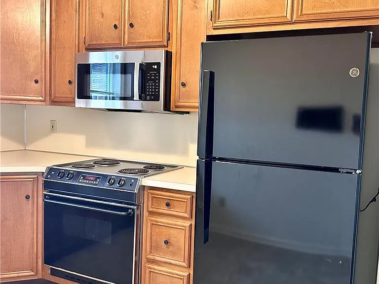 938 Cold Spring Rd #11 — Photo 8