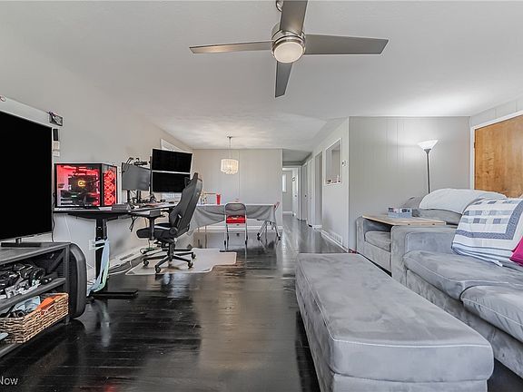 5th image of 1305 Virginia Ave