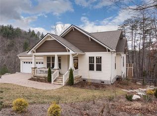 17 Green Drake Ct, Candler, NC 28715