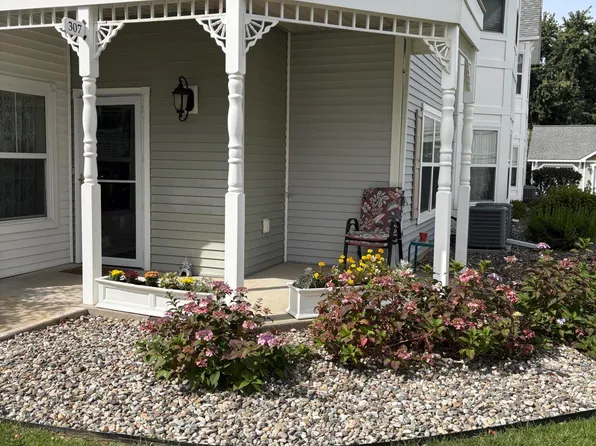307 Kelly Circle, Altamont, NY 12009