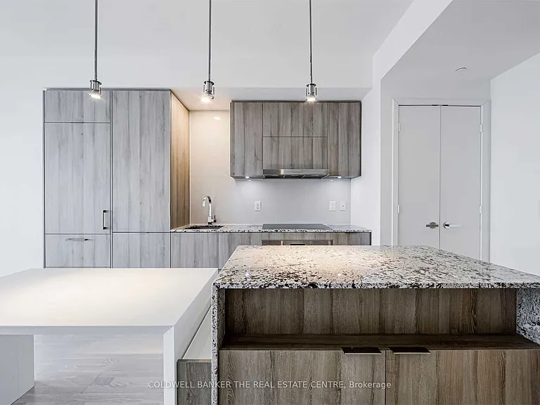 1 Bloor St E #7 — Photo 18