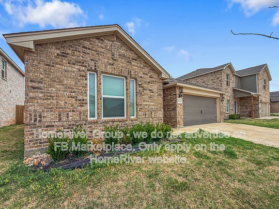 2nd image of 1613 Ruby Dr