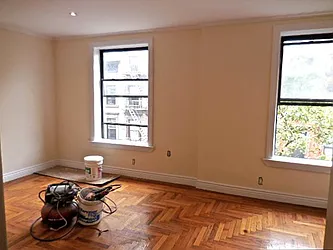 Rented by Aimee Grodanz, LREB