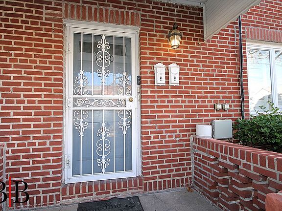 4th image of 1340 E 58th St #1