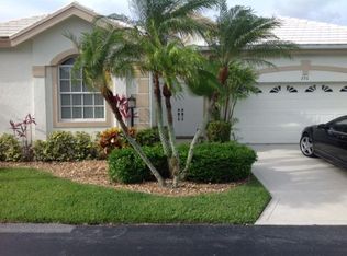 296 Canterbury Dr E, Palm Beach Gardens, FL 33418