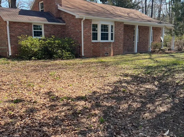 (undisclosed Address), Gloucester, VA 23061