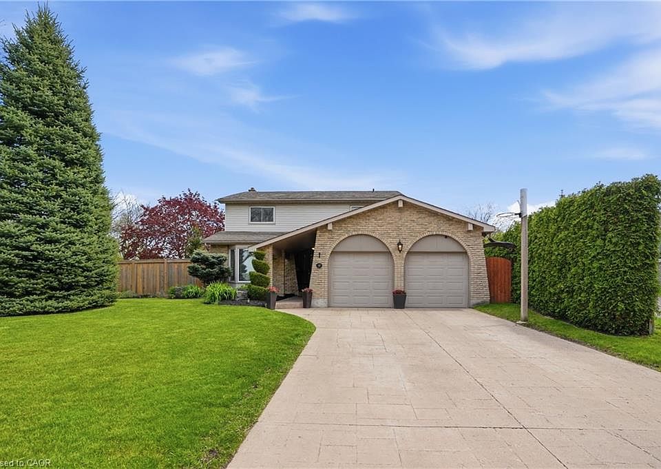 1st image of 1 Oakmeadow Pl