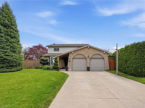 1 Oakmeadow Pl, Saint Catharines, ON L2N 5X6