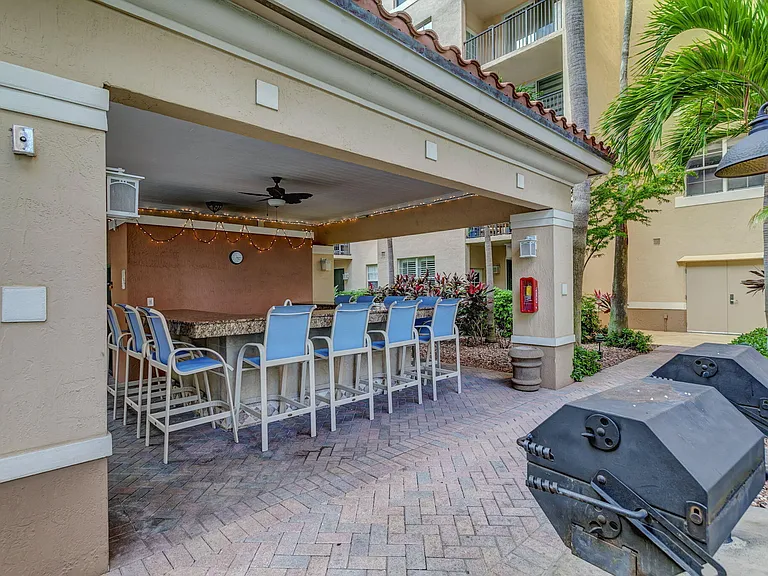1805 N Flagler Dr #115 — Photo 30