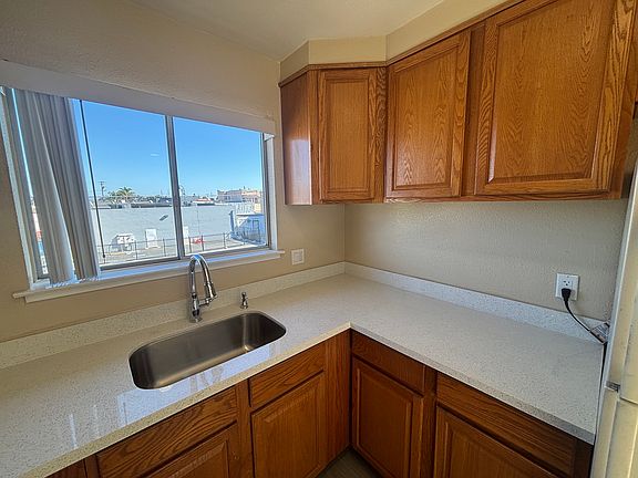New Kitchen Countertops