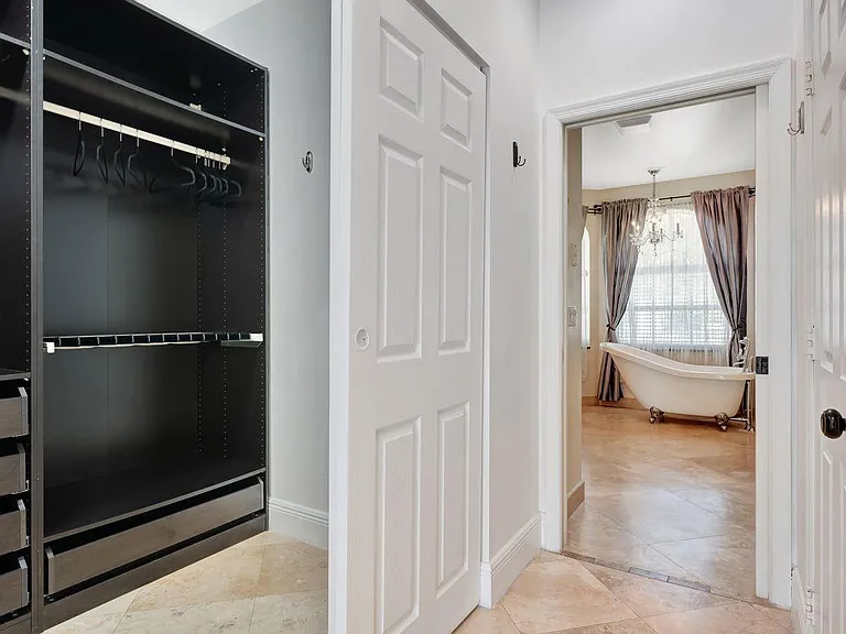 2491 Eagle Run Dr — Photo 42