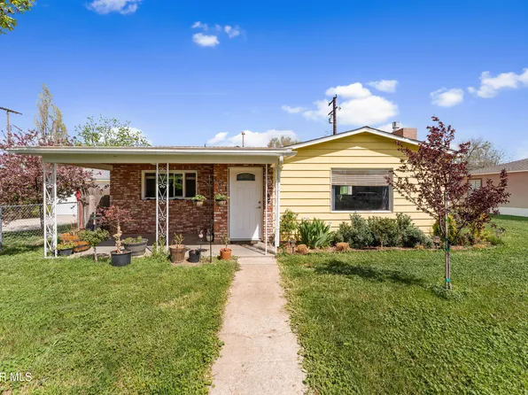 107 Brentwood Dr, Tehachapi, CA 93561