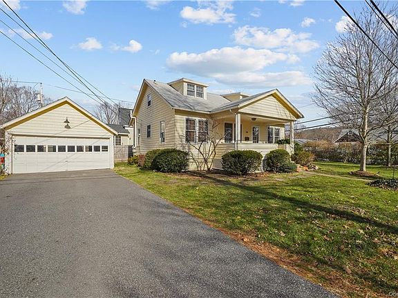 4th image of 14 Harriman Ave