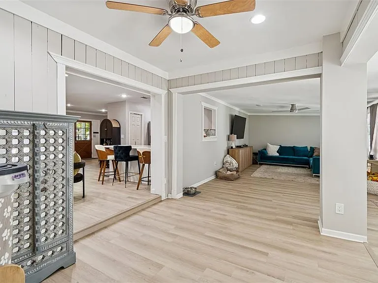 2302 S Arrawana Ave — Photo 28
