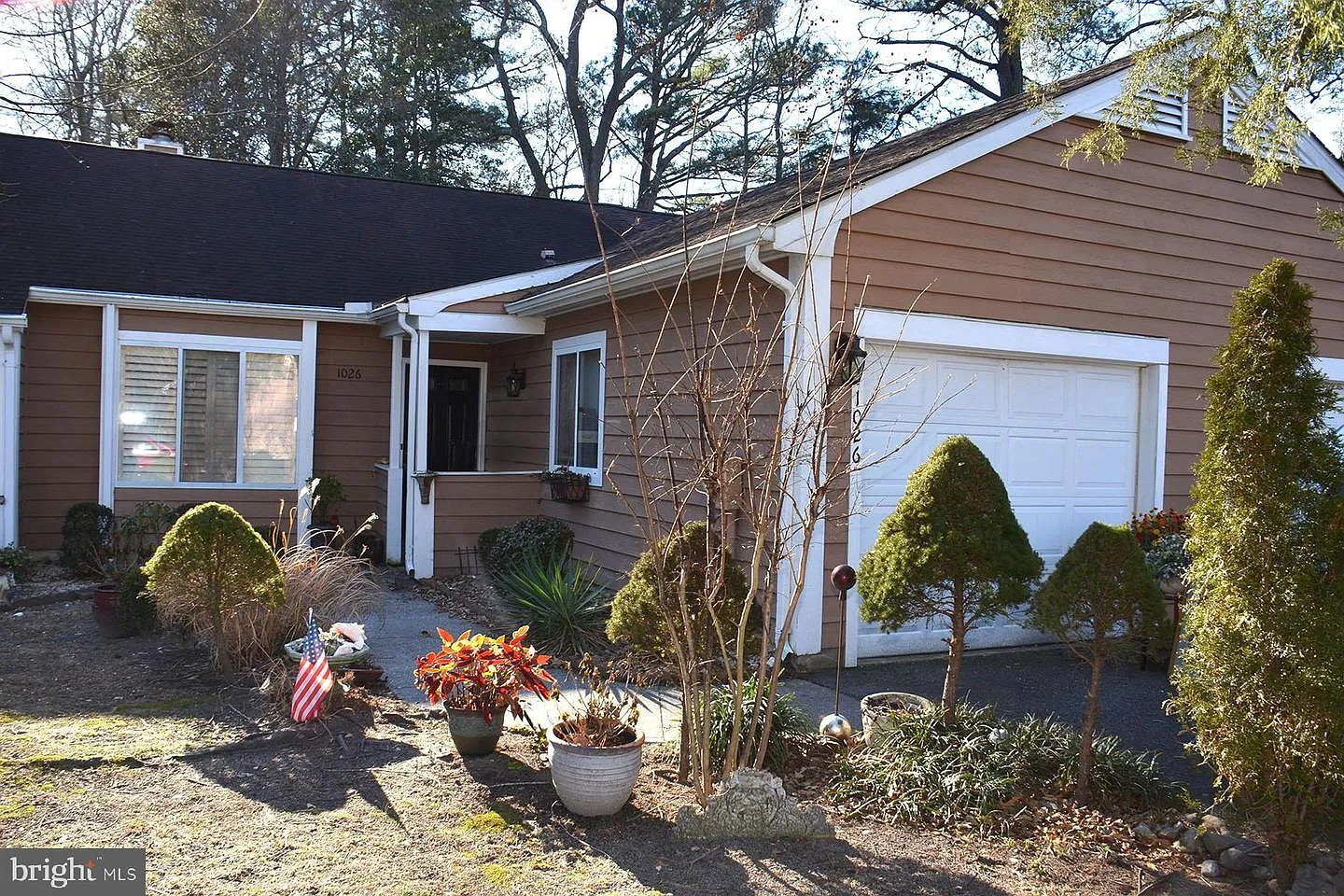 1026 Heron Ct photo 1
