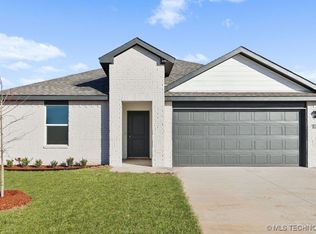 9909 E 135th St S, Bixby, OK 74008