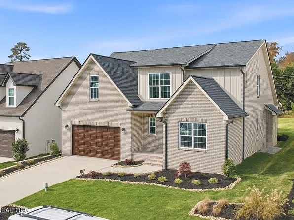 8117 Carolina Cherry Ln, Knoxville, TN 37919