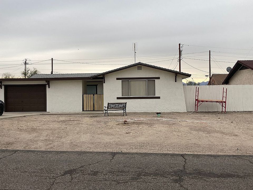 1st image of 160 Querio Dr