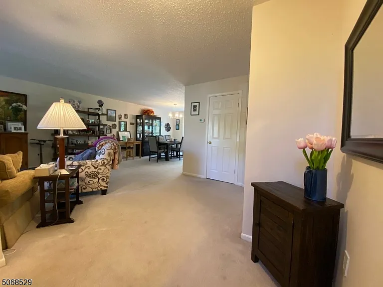 15 Starling Way — Photo 12