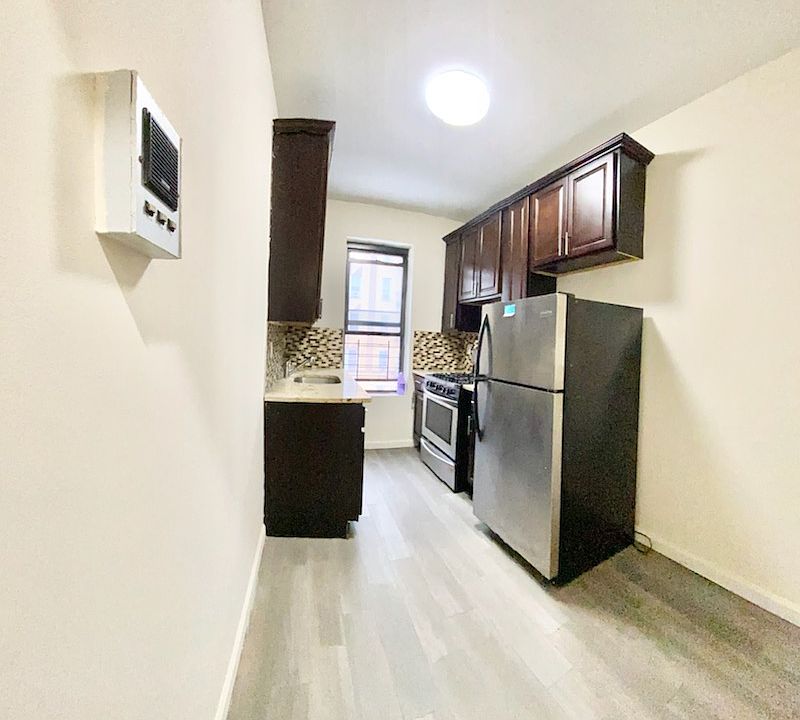 1st image of 524 W 174th St #2