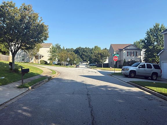 4th image of 4230 Winston Cir