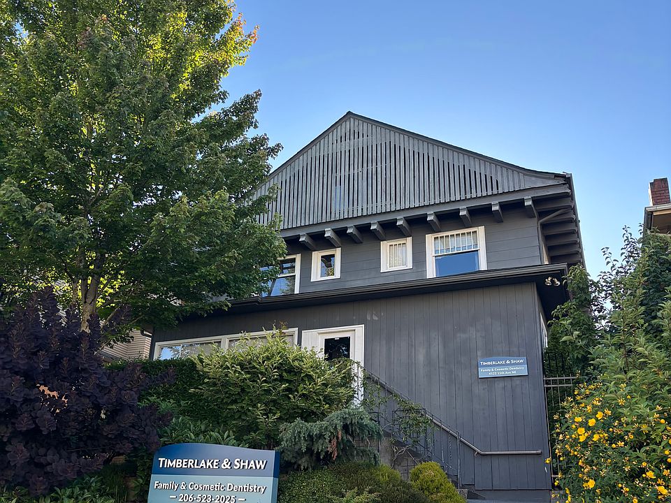 1st image of 4520 15th Ave NE