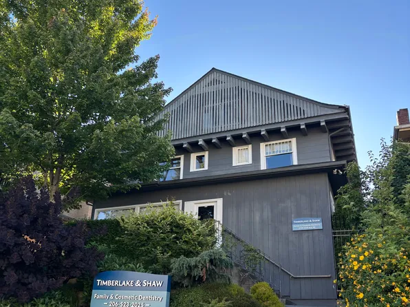 4520 15th Ave NE, Seattle, WA 98105