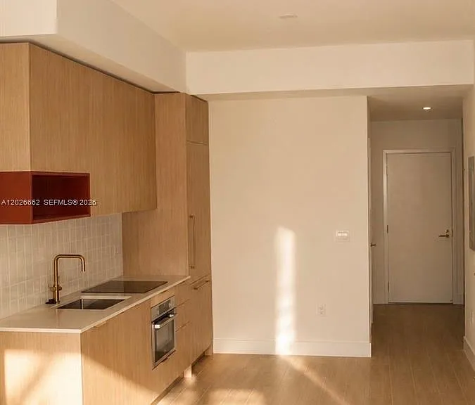 90 NE 32nd St #209 — Photo 1