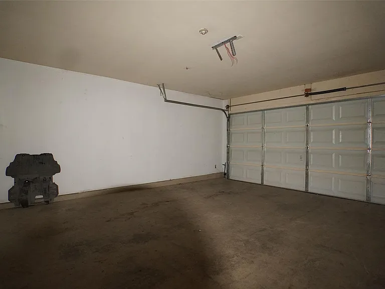 5600 War Admiral Dr — Photo 23