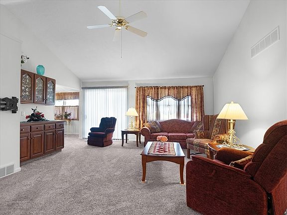 5th image of 7587 Salmon Creek Rd