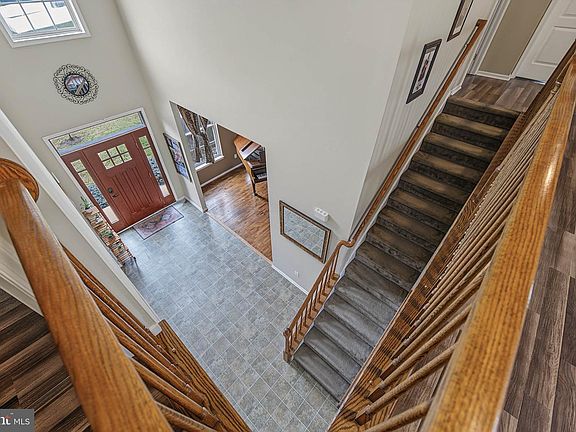 4th image of 129 Sambar Ln