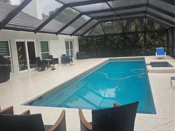 4 Alford Ct, Palm Beach Gardens, FL 33418