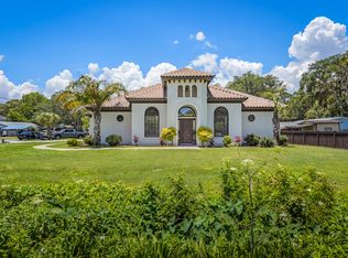 887 Robin Hood Dr, Fernandina Beach, FL 32034