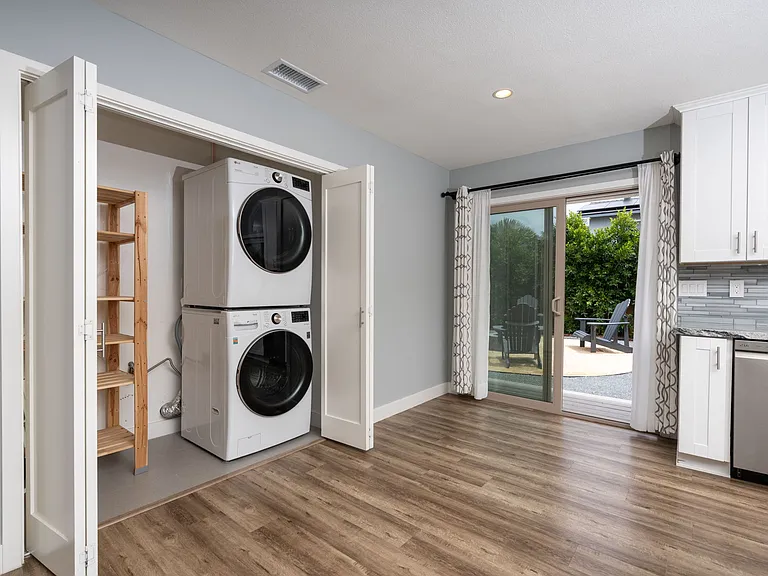 7143 Teasdale Ave — Photo 13
