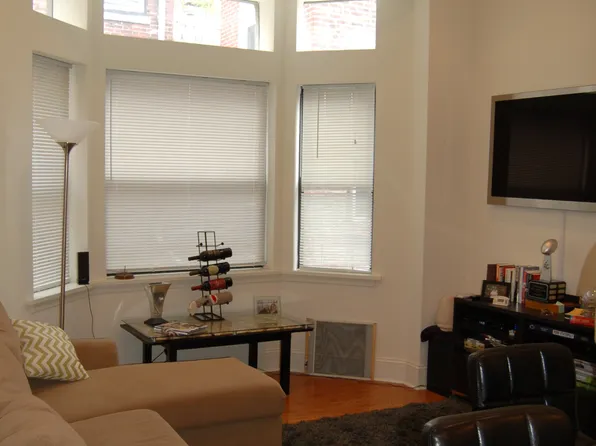 1014 Clinton St #2R, Philadelphia, PA 19107