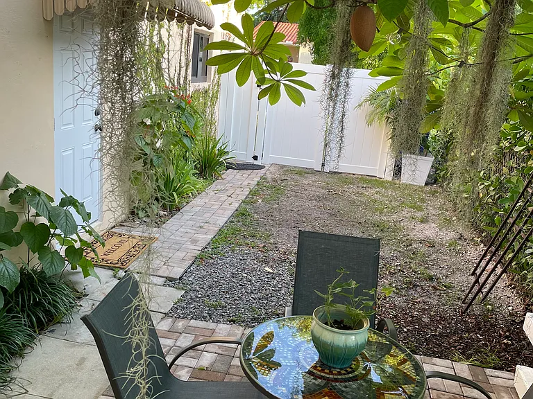 1835 SW 16th St — Photo 16