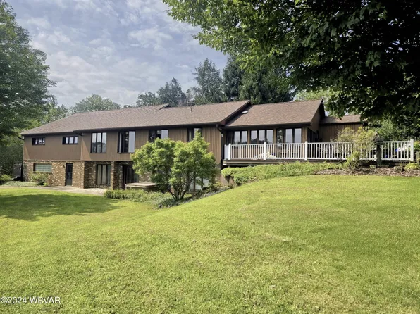 288 Windy Hill Ln, Montoursville, PA 17754