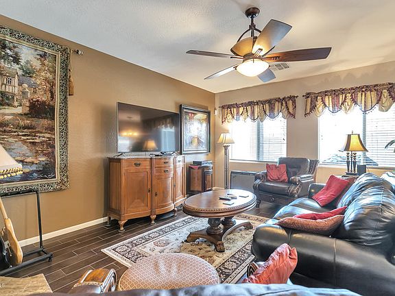 4th image of 18228 W Port Royale Ln