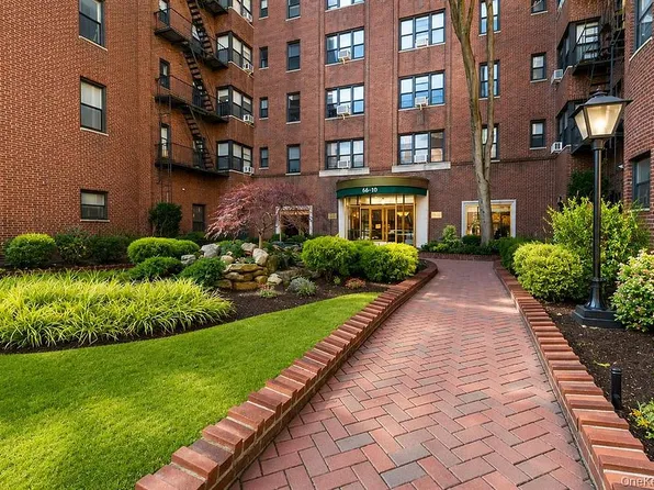 69-10 Yellowstone Blvd #505, Queens, NY 11375