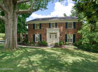 3117 Runnymede Rd, Glenview Hills, KY 40222