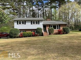 1617 Pinebrook Dr, Griffin, GA